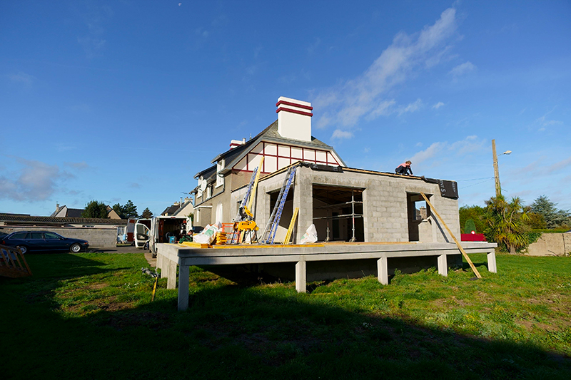 Extension d'une maison en parpaings à ploubazlanec